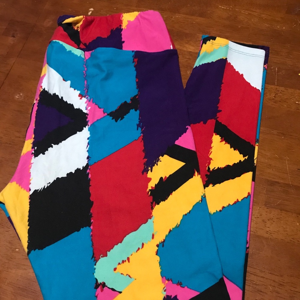 Super cute TC LulaRoe leggings.